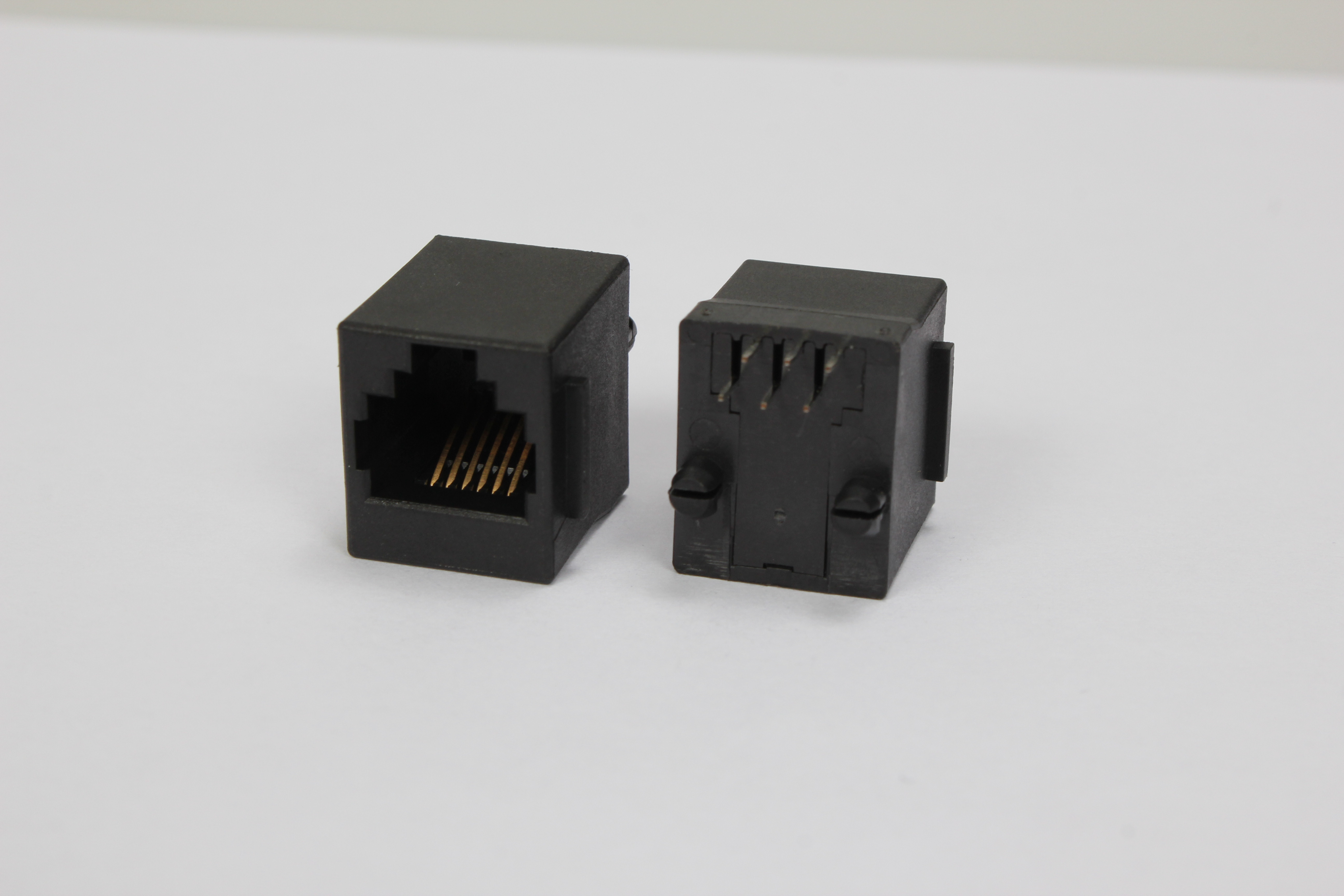 立式RJ11 斜角网络连接器1×1  