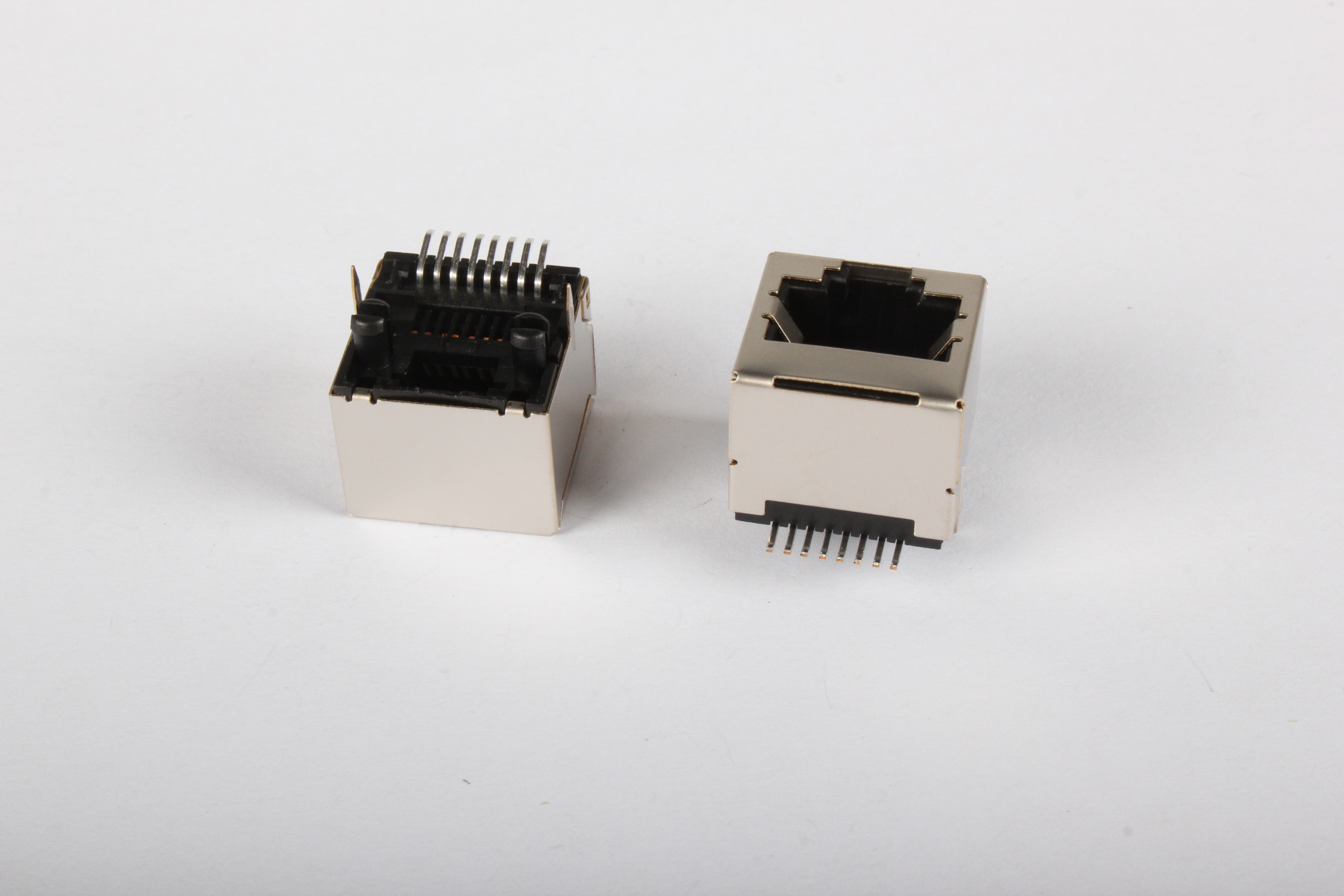 立式RJ45连接器 8P8C 1×1 